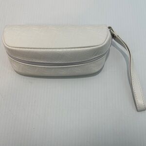 Oakley Embossed Sunglasses Case Wristlet Clutch Sturdy White